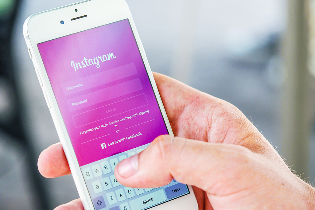 Blog-Instagram, image of instagram on mobile device